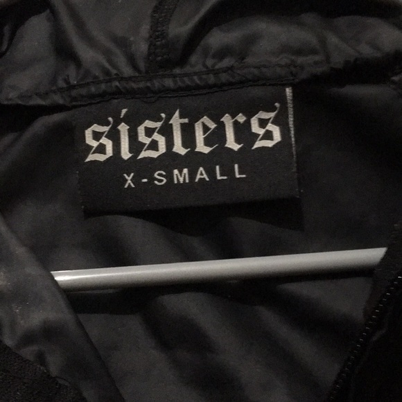 Cropped windbreaker - Picture 2 of 4